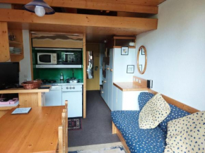 Résidence Mirantin 3 - Appartement 2 pièces, en duplex, pour 4 personnes, au pied des pistes et du télécabine et proche des commerces dans le village d MAE-1808